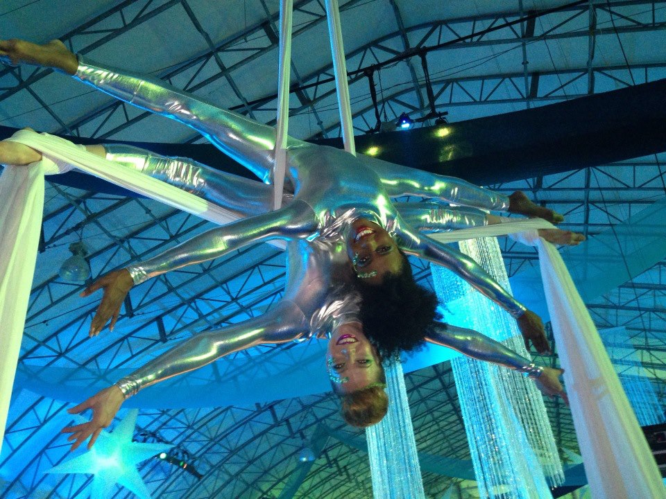 Aerialist performing at a Florida event