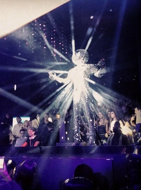 Human Mirror Man or Mirror-Girls performing at a South Florida event