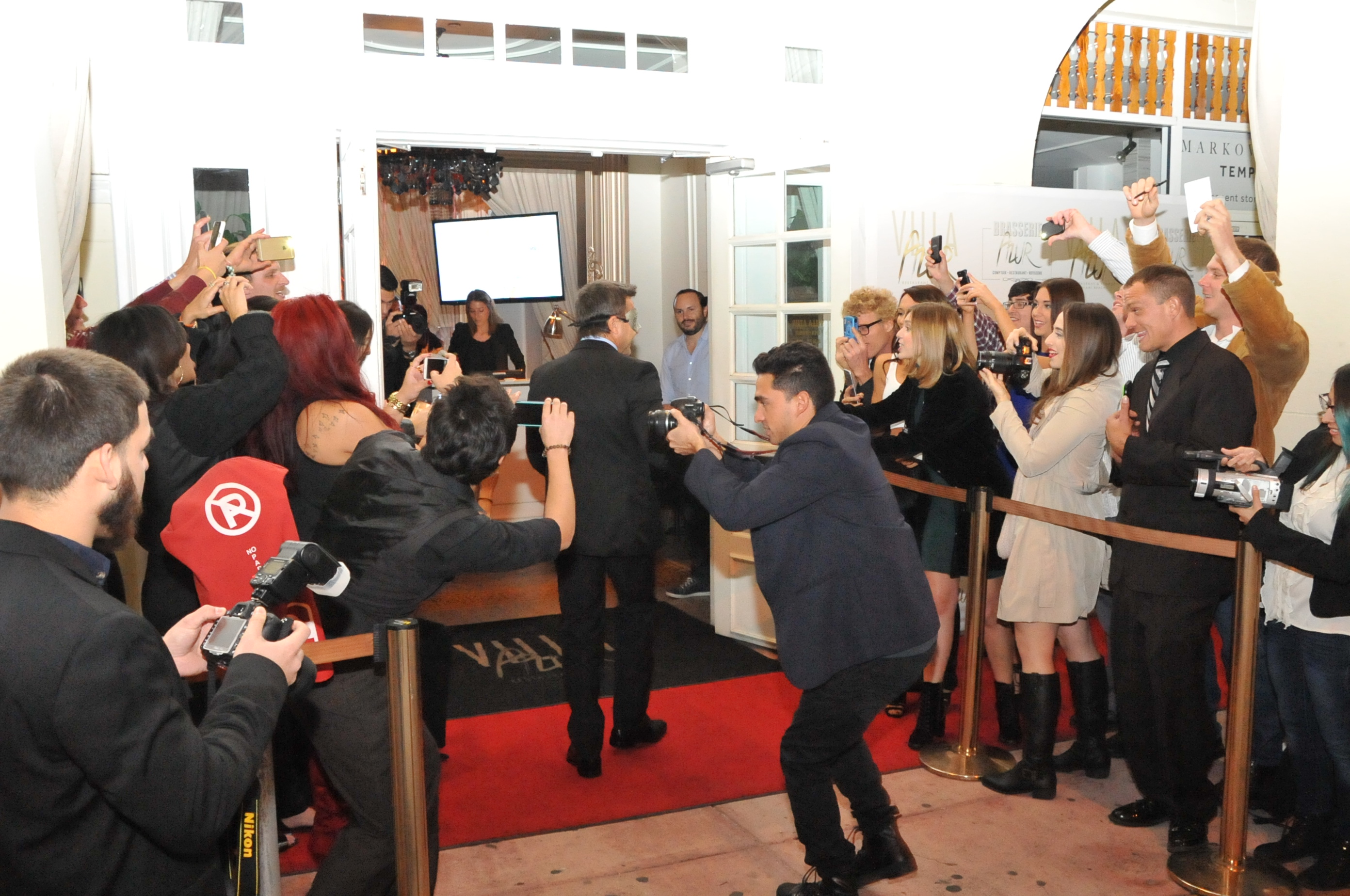 Paparazzi performing at a Florida event