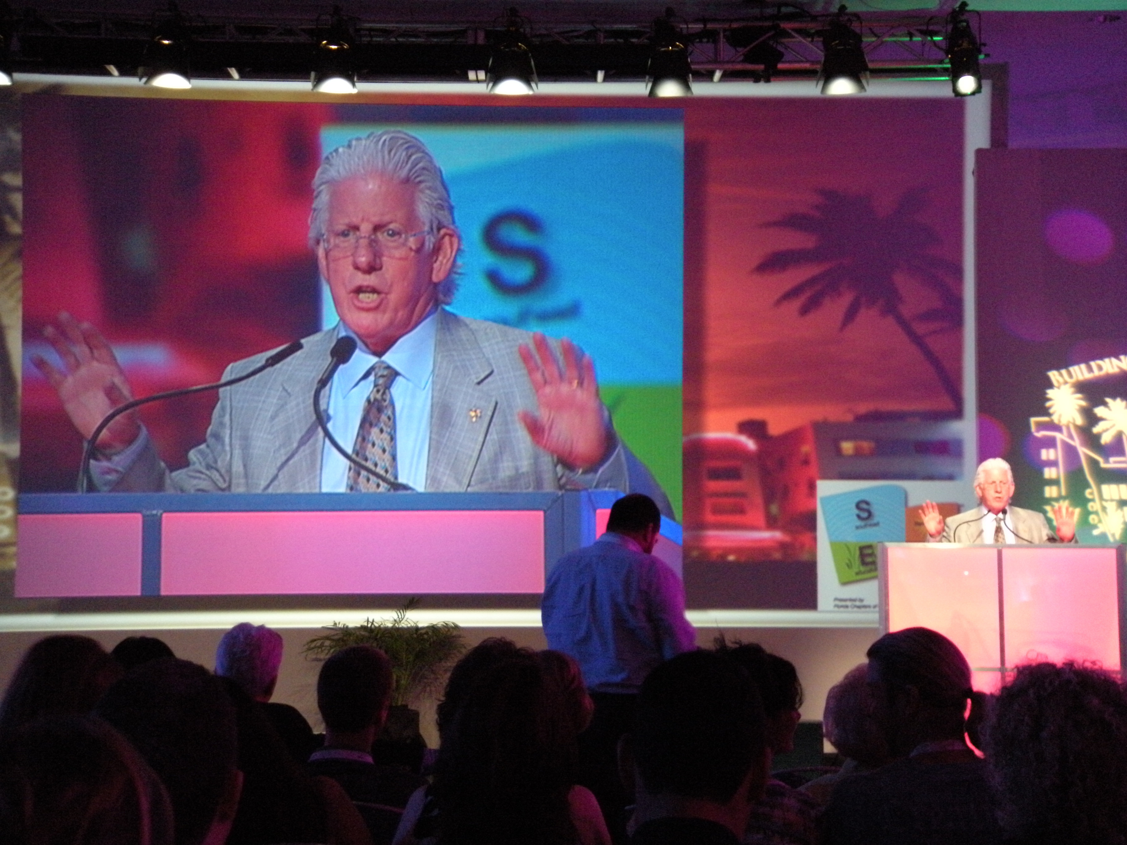 Projection Screens