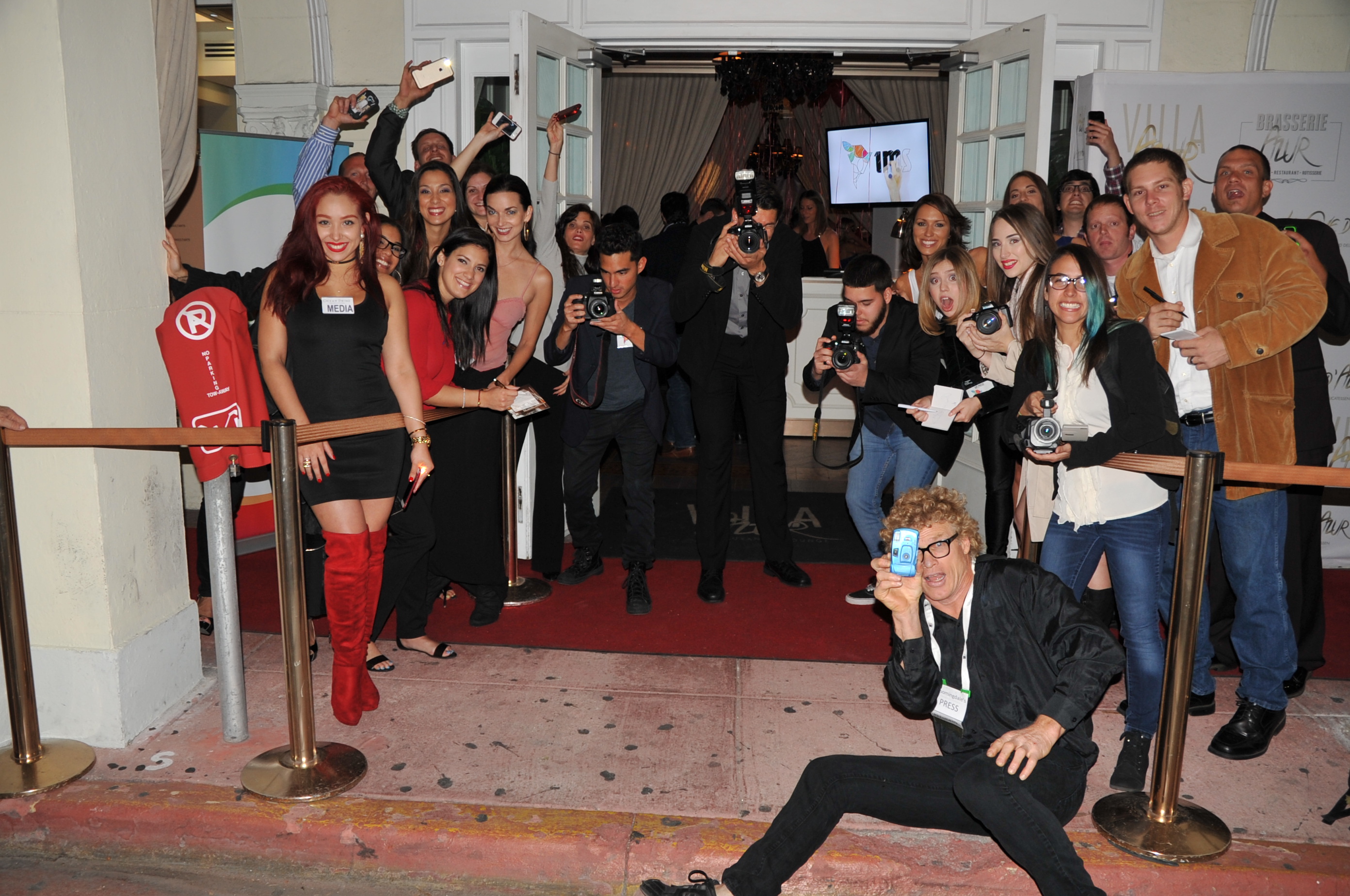 Hollywood photo 19